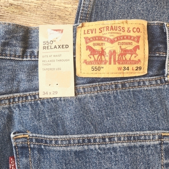 New LEVI'S 550™ RELAXED FIT MEN'S JEANS Sz 34 - Picture 6 of 7